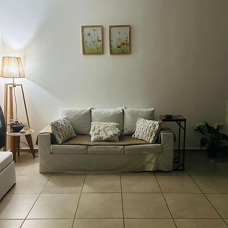 "Vgc Hostel" Езейза Екстериор снимка